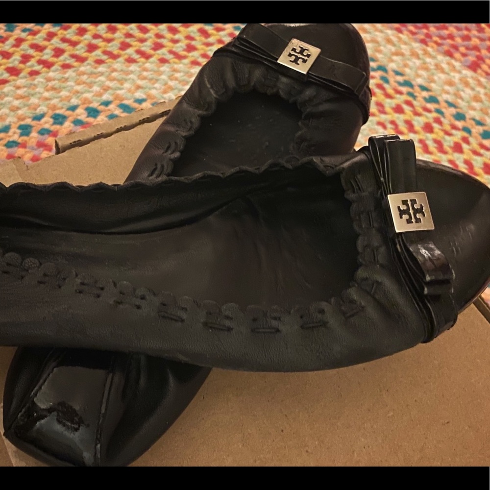 Tory Burch Black Patent Leather Flats, Size 7 - Picture 8 of 9